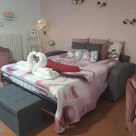Shabby Chic Rooms Con Cucina E Giardino Privato Pomarico Dış mekan fotoğraf