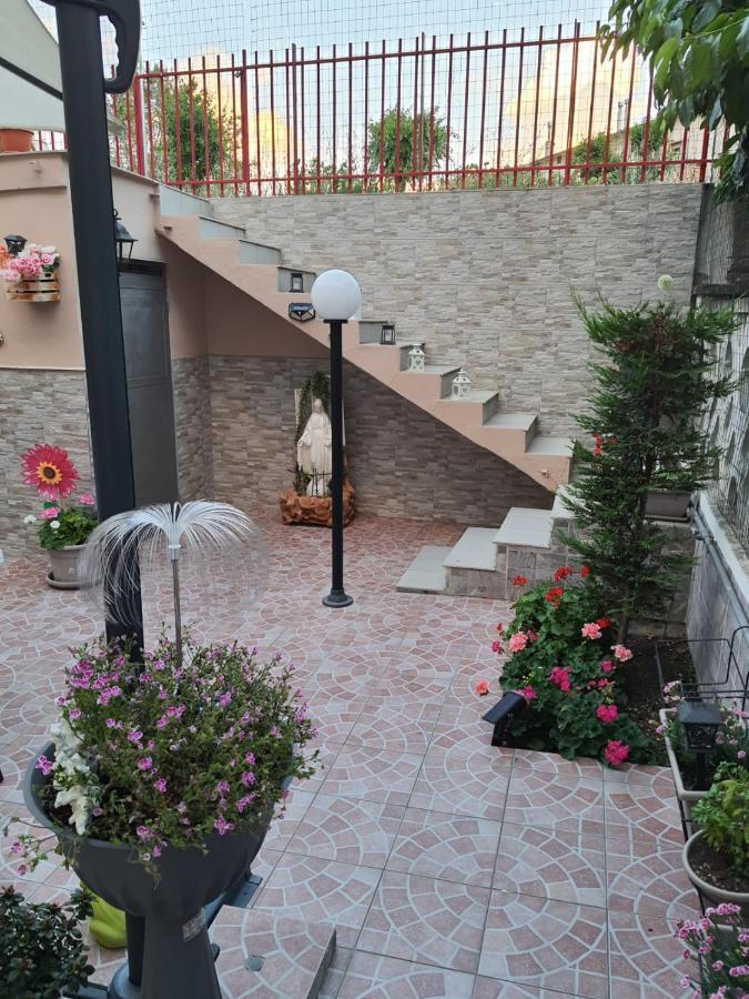 Shabby Chic Rooms Con Cucina E Giardino Privato Pomarico Dış mekan fotoğraf