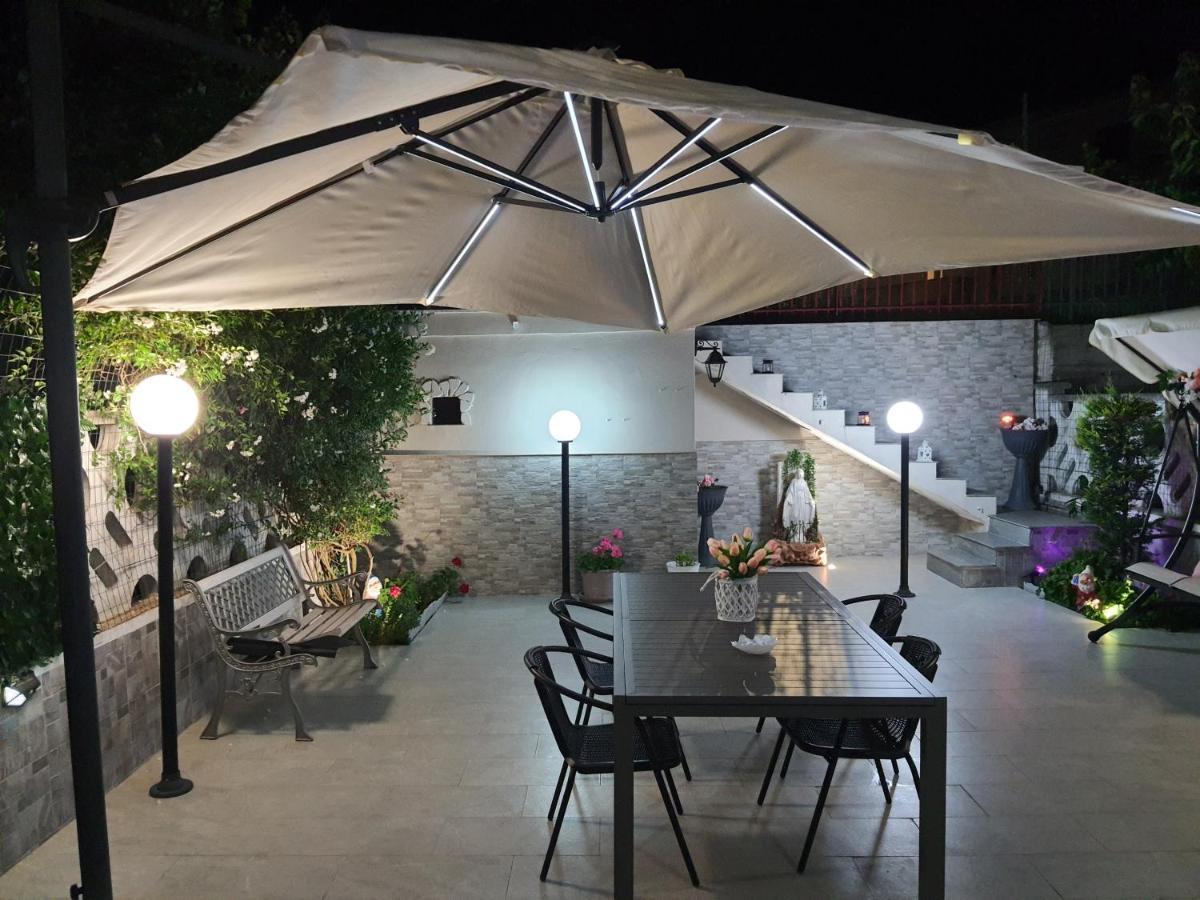 Shabby Chic Rooms Con Cucina E Giardino Privato Pomarico Dış mekan fotoğraf